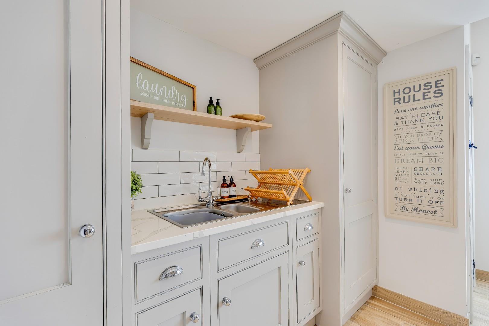 Newton, Porthcawl, Bridgend County Borough, CF36 5SP